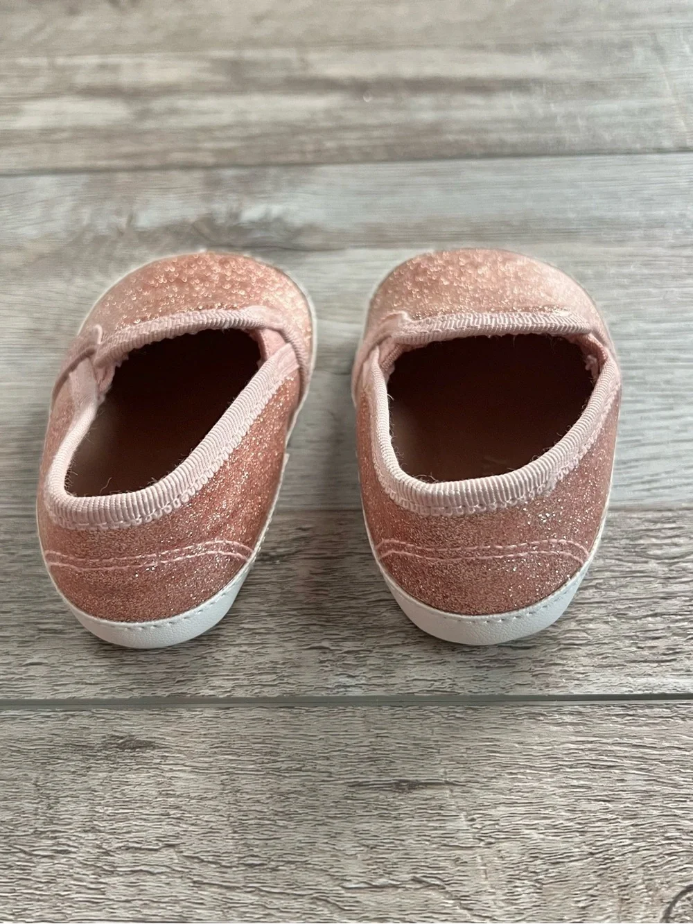 Old Navy Baby Girls Pink Sparkly Shoes Size 3-6 Months